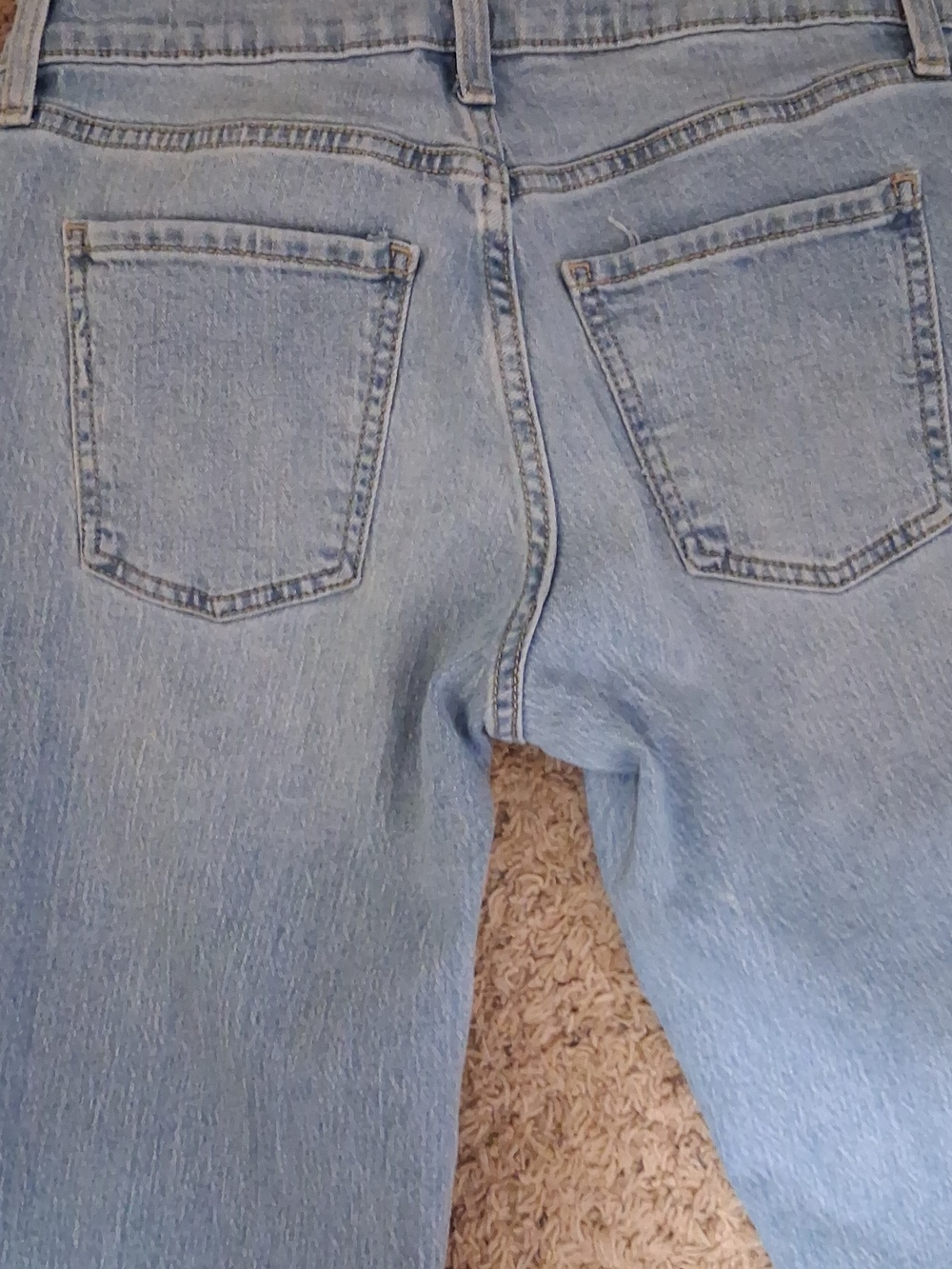 Old Navy Wow Boyfriend Jeans - Picture 6 of 6